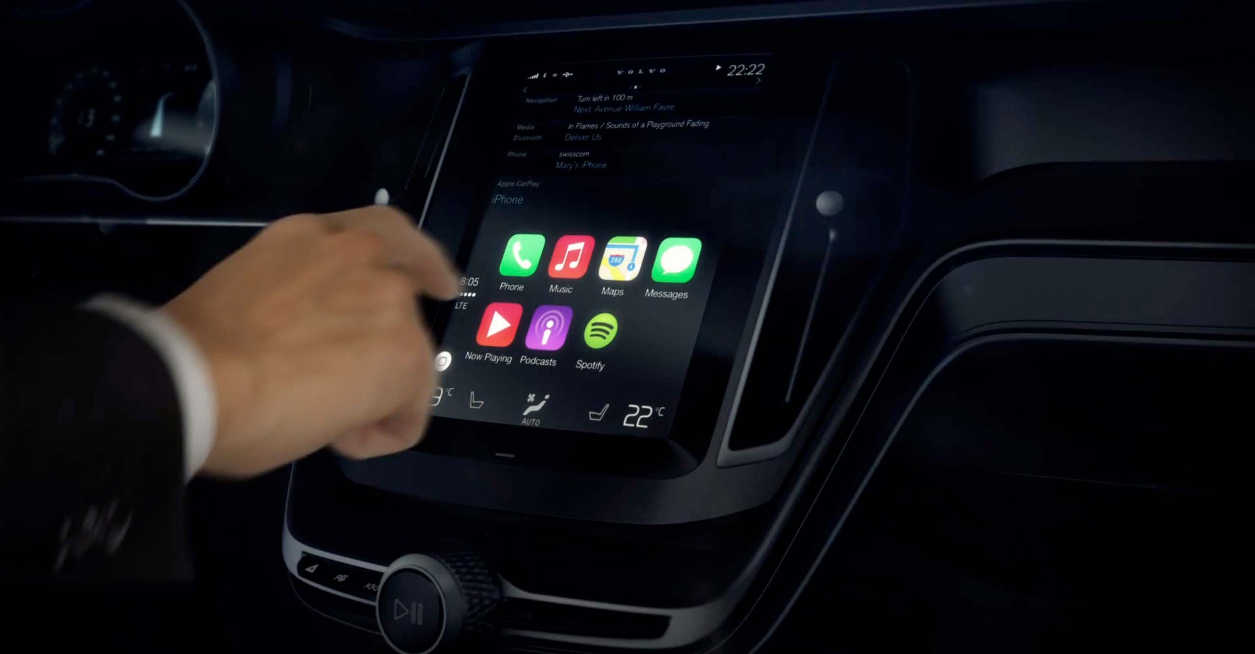 Apple      CarPlay