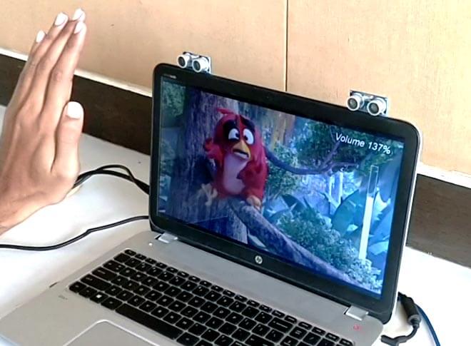 Simple Computer Gesture Control with Arduino and Python
