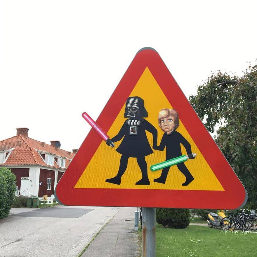 Someone Is ‘Vandalising’ Streets With Pixel Art, And The Result Is Awesome