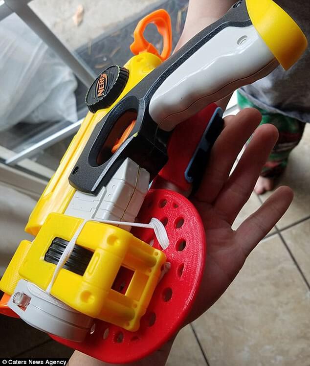 Boy Helps 3D Print Prosthetic Hands For Other Children