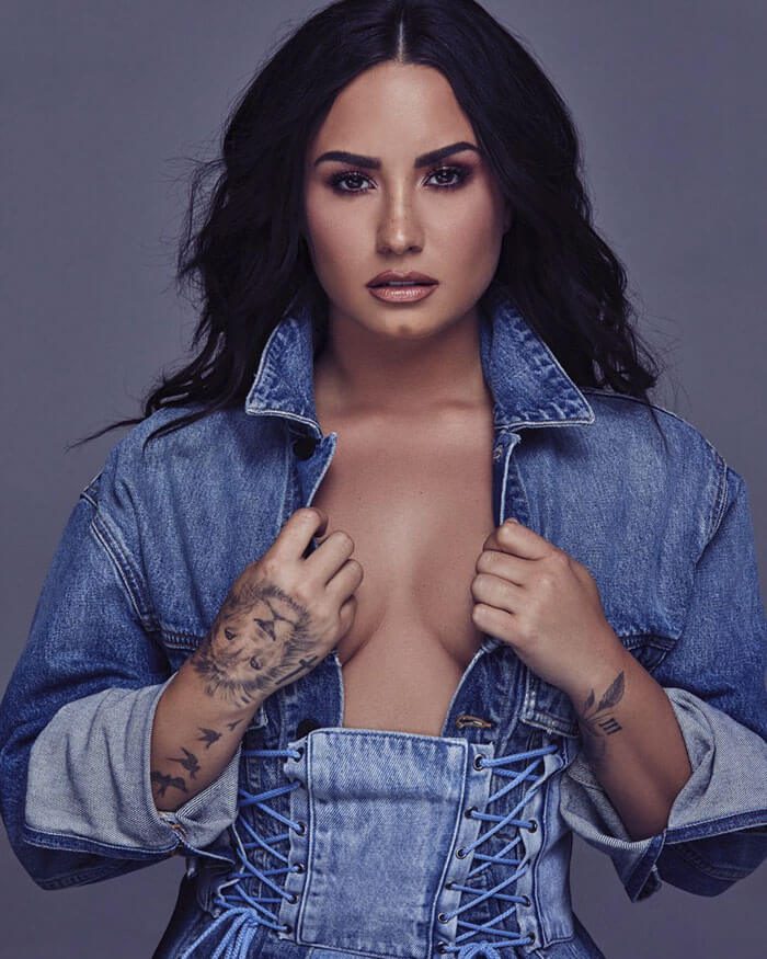 Demi Lovato Removes All Her Makeup In Video, And The Result Speaks For Itself