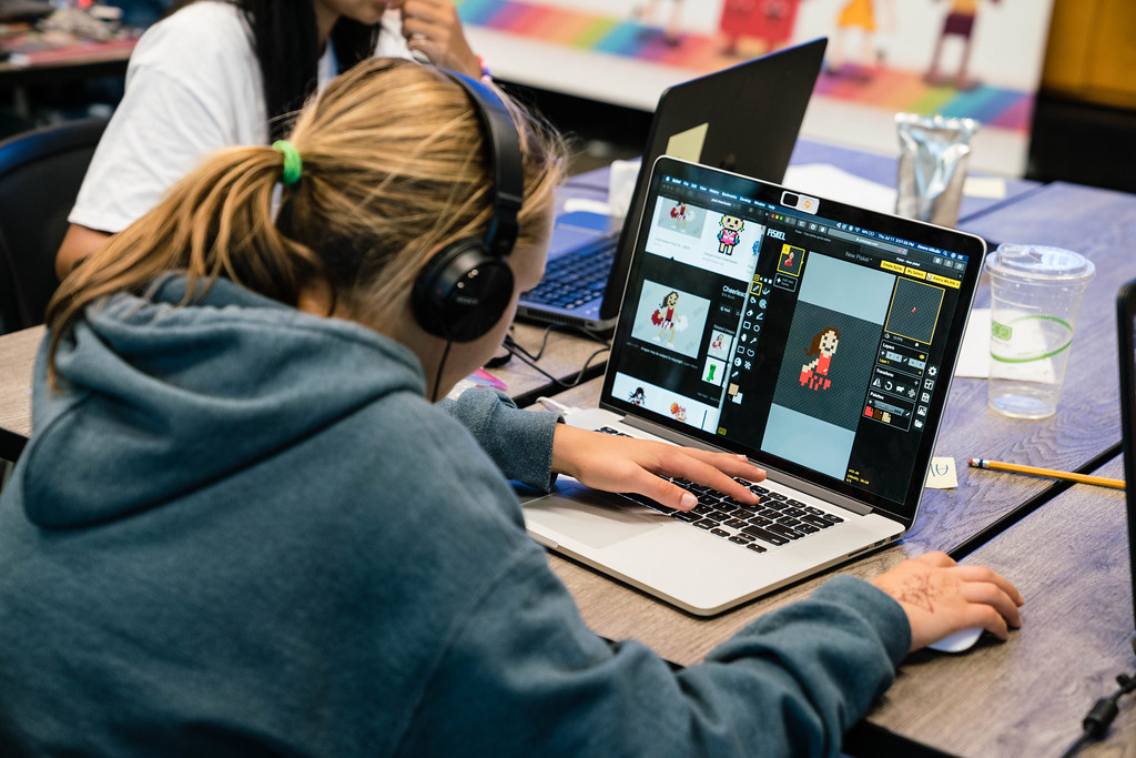 Girls Make Games: Demo Day 2019
