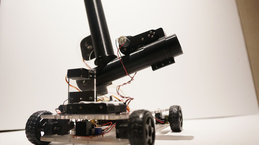 Pingo, the motion-detecting ping pong ball launcher