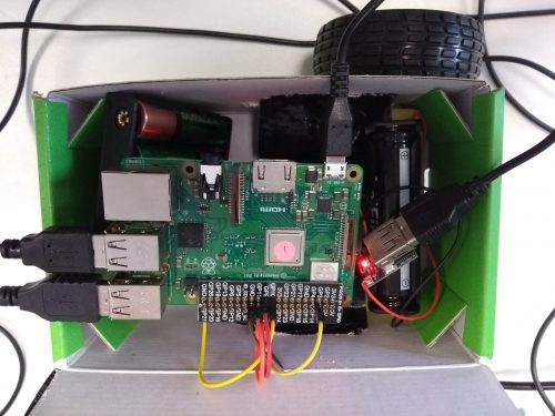 Top down look of a simple Raspberry Pi robot buggy