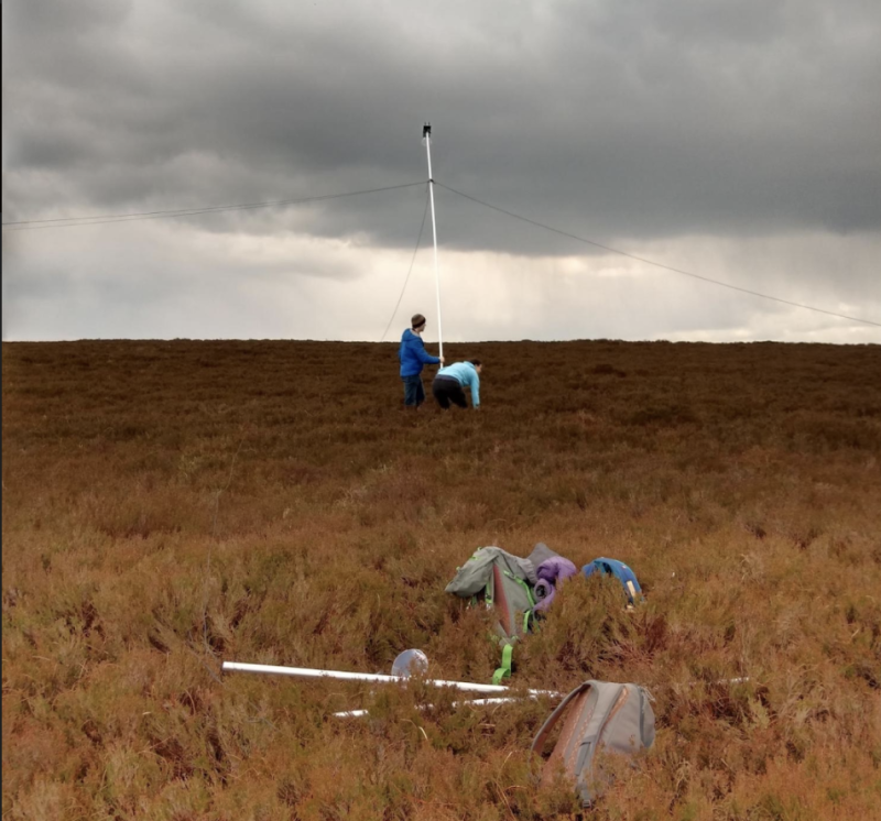 Since the tracker works best when it’s looking down and is away from clutter, the scientists have experimented with ways of getting the system in the air, trying a hexacopter UAV, a 10 metre mast, and a tethered balloon