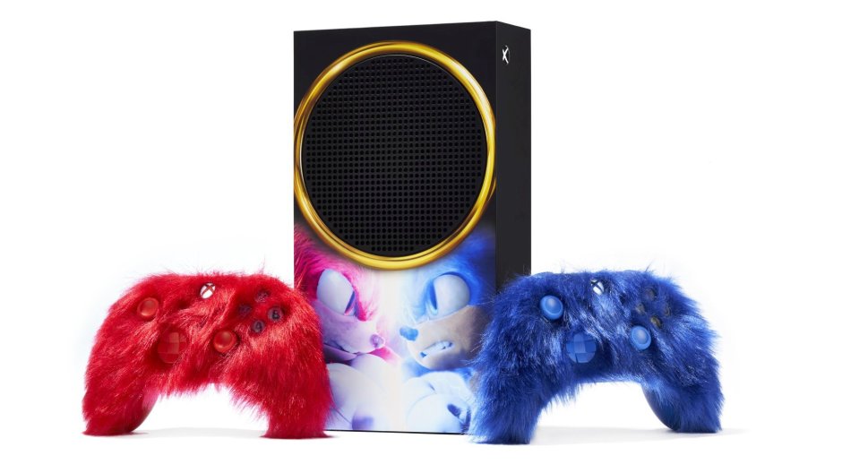 “Sonic the Hedgehog 2” Custom Xbox Controllers