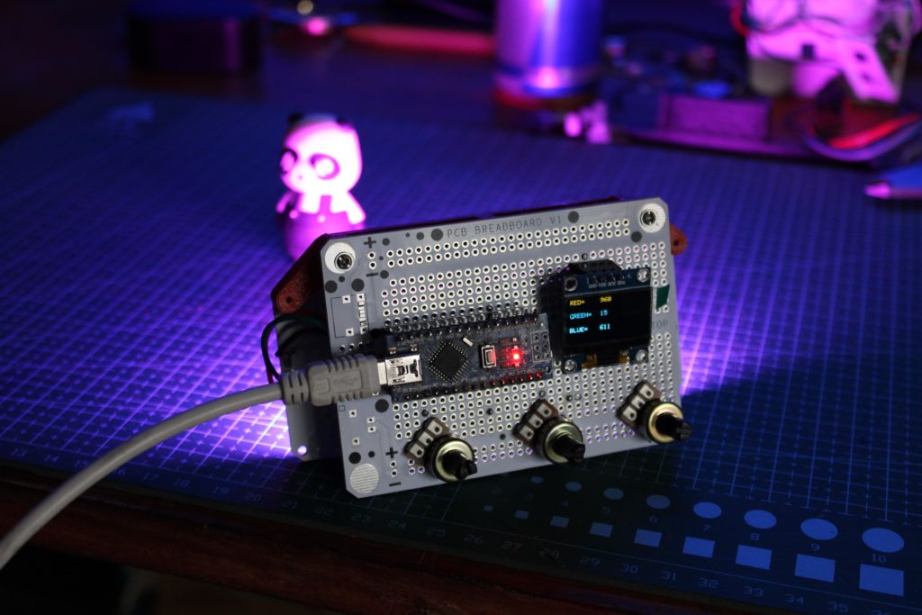 Build an affordable color mixer box for photography