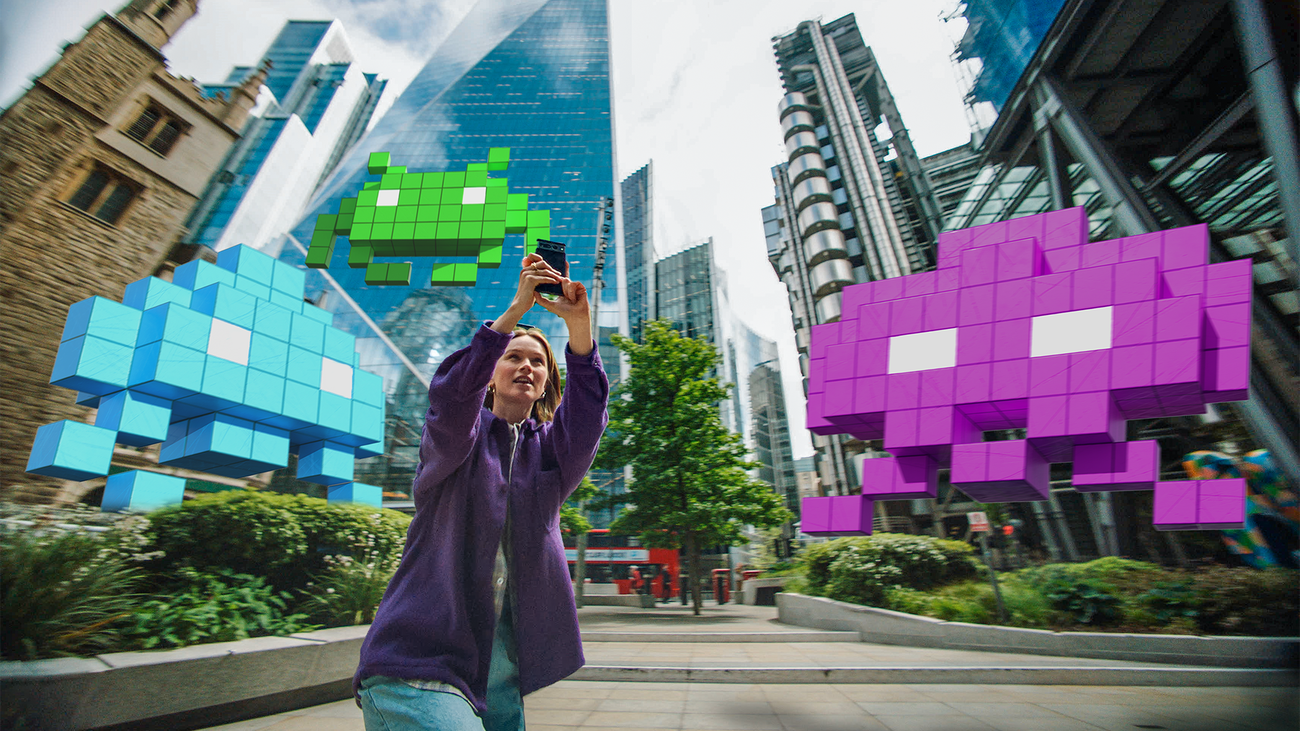 Defend the Earth in a new immersive SPACE INVADERS gameDefend the Earth in a new immersive SPACE INVADERS gameSenior Product Manager