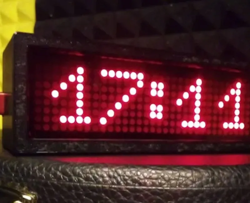 Building a minimalist network-updated digital clock with an Arduino Nano ESP32