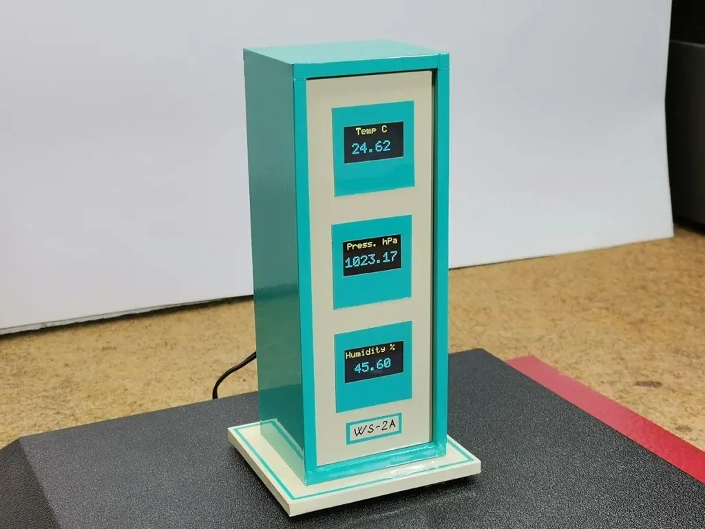 This classic weather station prioritizes the essentials