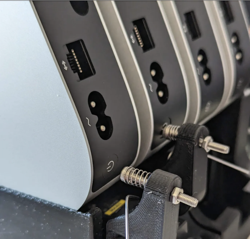 Mac Mini KVMac16