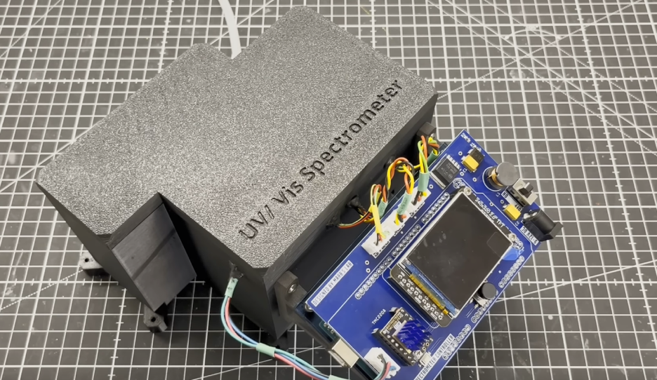 See how this homemade spectrometer analyzes substances with an Arduino Mega