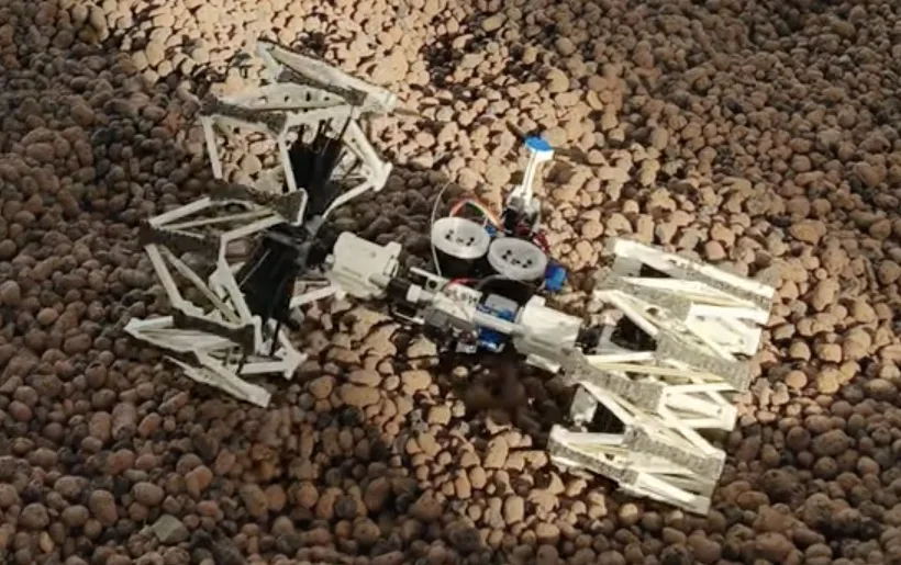 This robot can dynamically change its wheel diameter to suit the terrain 