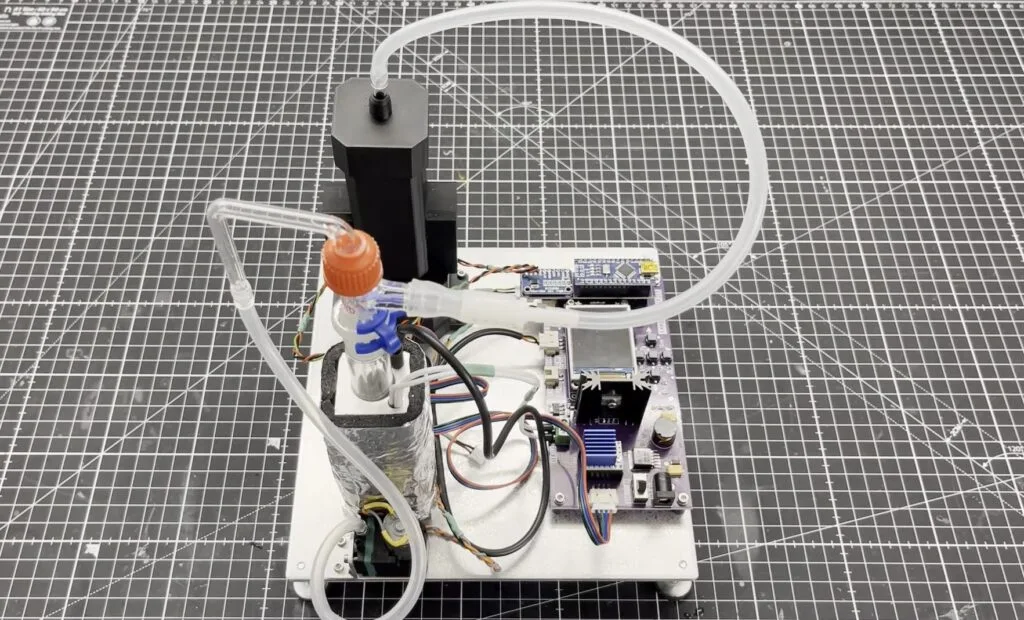 DIY micro lab analyzes ammonia levels in blood and urine