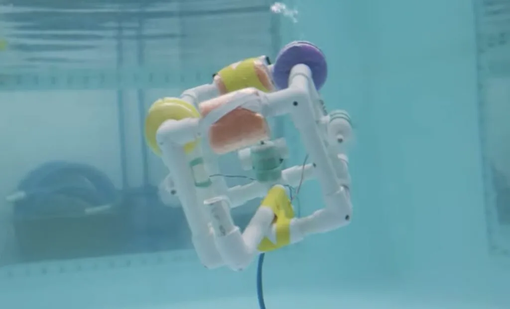 SeaPerch II introduces students to underwater ROV exploration