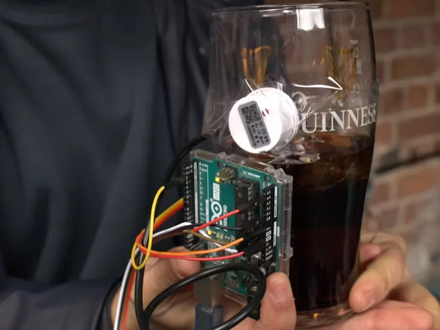 This Arduino device helps ‘split the G’ on a pint of Guinness